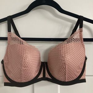 NWOT VICTORIA’s SECRET bra